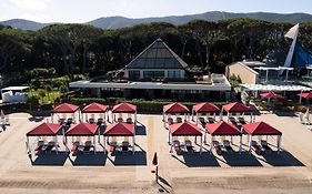 Cala Beach Resort